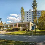 Ensana Esplanade Hotel Piest'any