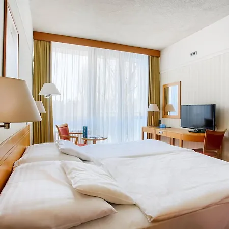 Ensana Esplanade 4*