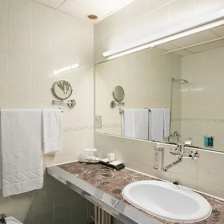Ensana Esplanade 4*