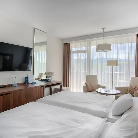 Ensana Esplanade Hotel Piest'any