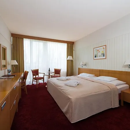 Ensana Esplanade Отель 4*