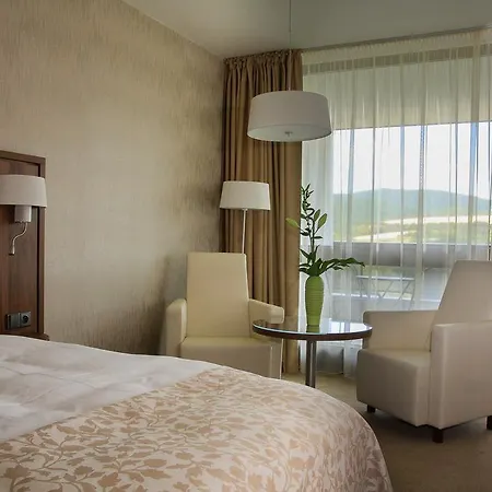 Ensana Esplanade 4*