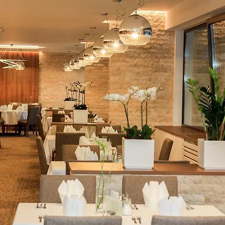 Ensana Esplanade Hotel