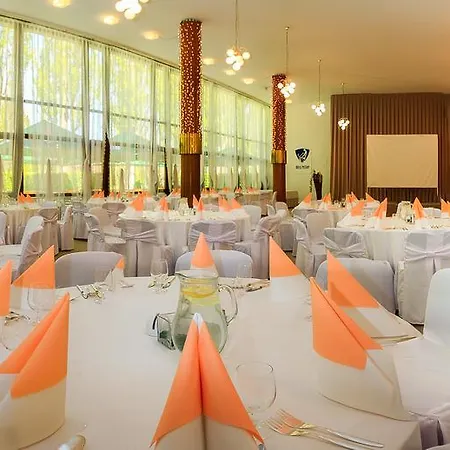 Hotel Ensana Esplanade 4*
