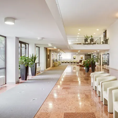 Ensana Esplanade Hotel