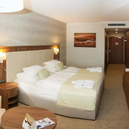 Hotel Ensana Esplanade