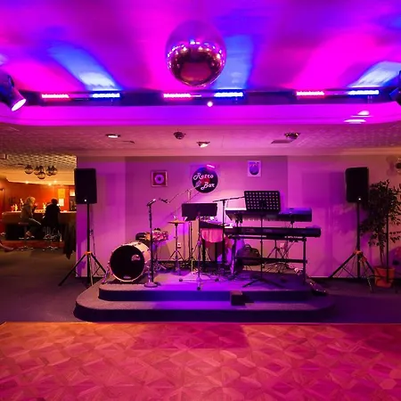 Отель Ensana Esplanade 4*