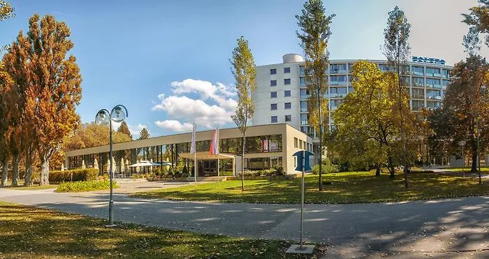 Ensana Esplanade Отель Пьештяни