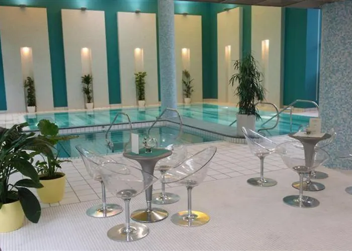 Отель Ensana Esplanade